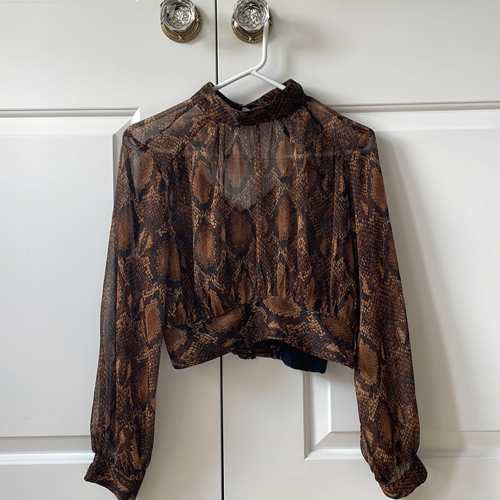 Long Sleeve Zara Top (Alligator Print)
